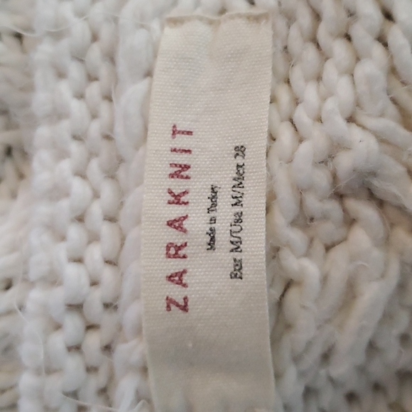 Zara Knit pearl short sleeved sweater - Picture 4 of 4